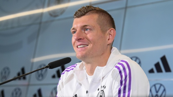 Sportschau - Toni Kroos - 'positionsverschiebungen Waren Schon Vorher Klar'