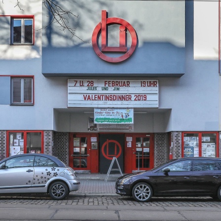 OLi-Lichtspiele Magdeburg, ein Nostalgie-Kino, das im Jahr 1936 von Carl Krayl im Bauhaus-Stil geplant wurde