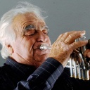 Maurice André spielt Trompete