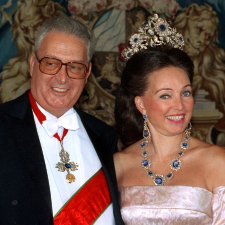 Herzog Carl von Württemberg und seine Ehefrau Diane, aufgenommen am 26. Juli 1991 beim offiziellen Fototermin in München anläßlich der Trauung ihres Sohnes Philipp von Württemberg mit Marie Caroline.