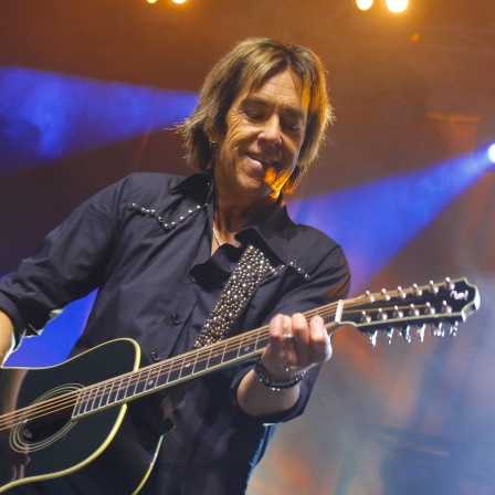 Per Gessle spielt im Leipziger Haus Auensee vor 1000 Fans seine erste Deutschlandtour seit dem Ende von Roxette.