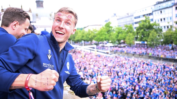 Sportschau - Euphorie Statt Enttäuschung Bei Arminia Bielefeld