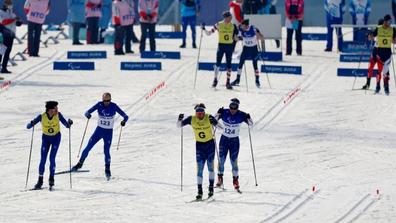 Sportschau - Para Langlauf: Sehbeeinträchtigt (f/m) - Das Sprint-finale In Voller Länge