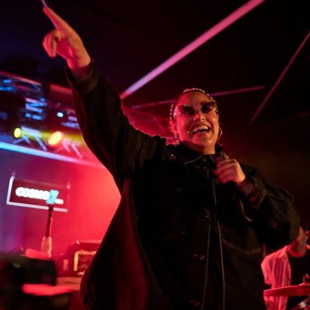 Impressionen des Festivals mit Besucher:innen und Artists