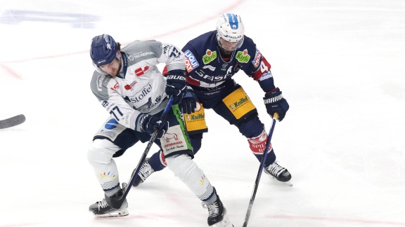 Sportschau - Eisbären Berlin Gelingt Dritter Sieg Gegen Straubing