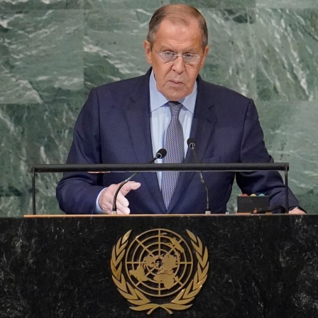Russlands Außenminister Sergej Lawrow spricht auf einer Sitzung der Generalversammlung der Vereinten Nationen in New York.