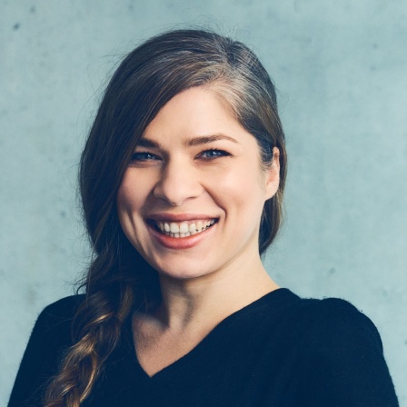 Nele Pollatschek im Portrait