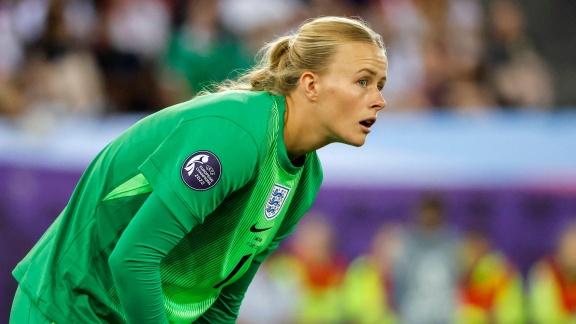 Coverbild Deutschland / Giulia Gwinn