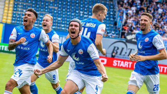 Sportschau Bundesliga - Rostock Gewinnt Zum Auftakt Gegen Nürnberg