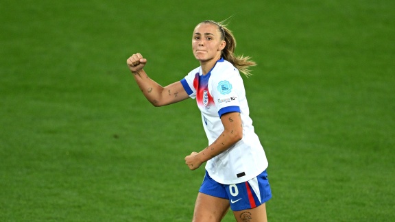 Coverbild Deutschland / Giulia Gwinn