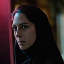 Eine Journalistin – gespielt von Zar Amir Ebrahimi – ermittelt in Maschhad: Szene aus "Holy Spider"
