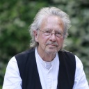 Das Beitragsbild des WDR3 Kulturfeature "Der Abenteurer des Schreibens - Über Peter Handke" zeigt ein Porträt Peter Handkes aus dem Jahr 2017.