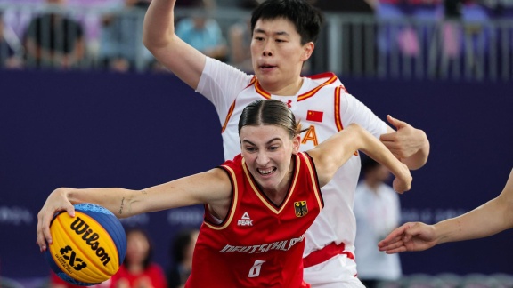 Sportschau Olympia 2024 - Basketball 3x3: Deutschland - China (f) Im Re-live