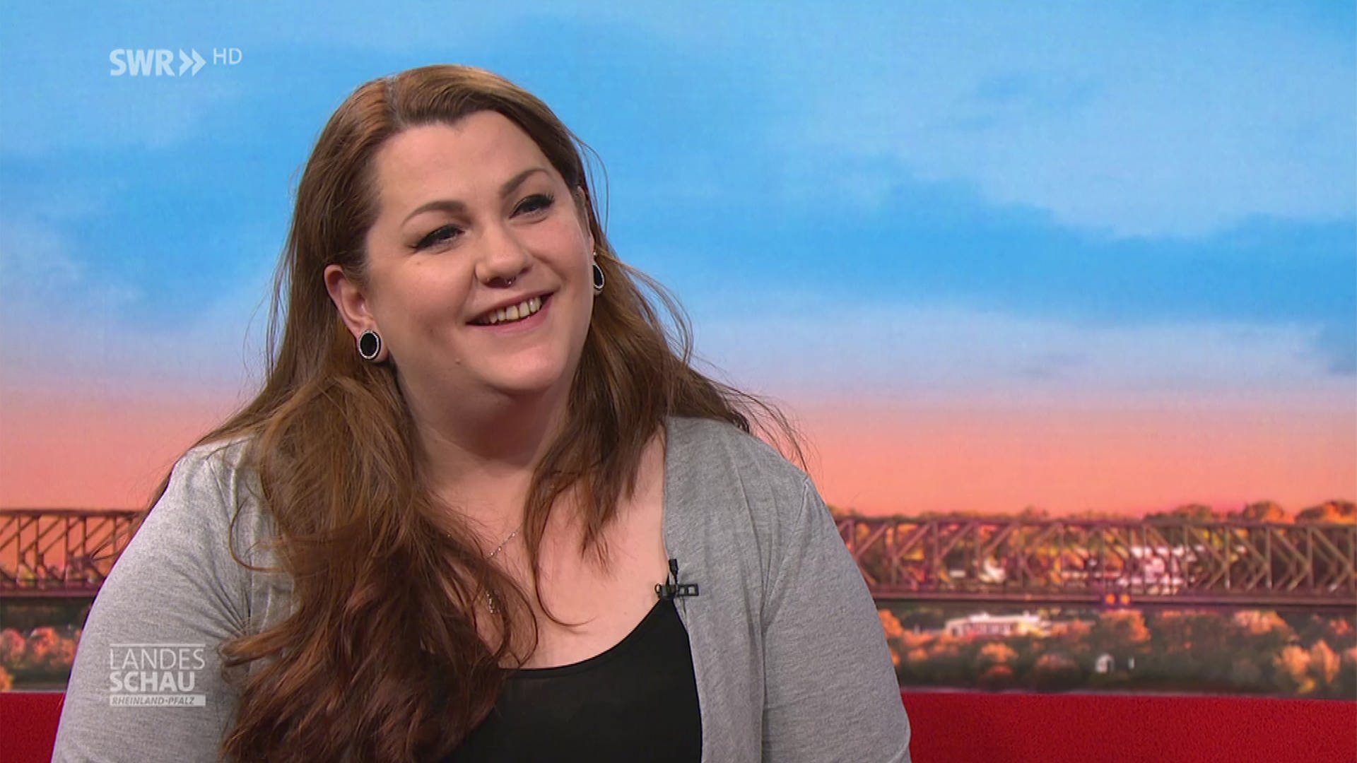 Landesschau RheinlandPfalz Fastnachterin Simone Gromma singt bei den