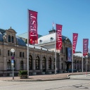 Aussenaufnahme des Festspielhauses Baden-Baden im Sommer 2020