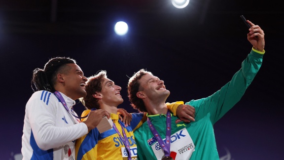 Sportschau Leichtathletik-wm 2025 - Gold Für Duplantis - Die Siegerehrung Der Stabhochspringer