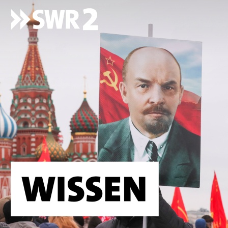Blumenzeremonie im Lenin-Mausoleum auf dem Roten Platz in Moskau an Wladimir Iljitsch Lenins 96. Todestag im Januar 2020