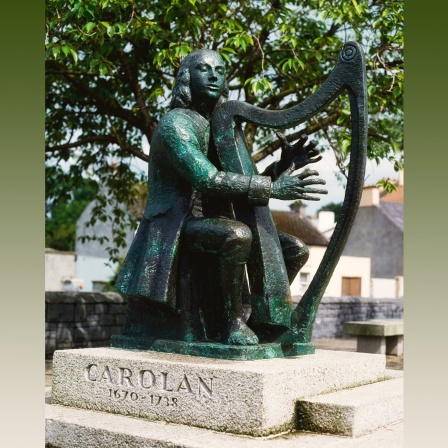 Statue des irischen Harfenisten Turlough O'Carolan