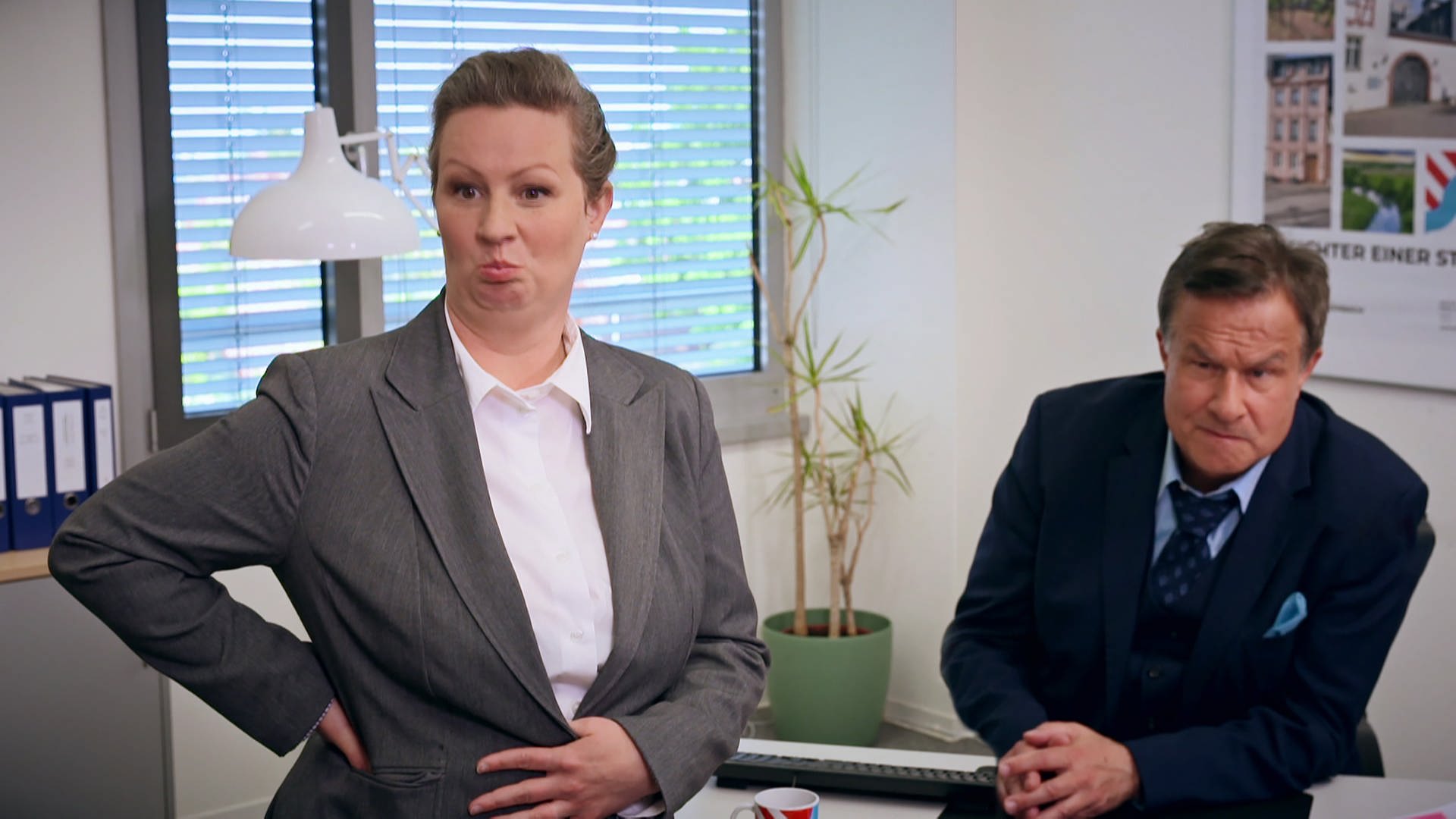 Comedy & Kabarett Comedy vom Rhein Der vergessene Code und das Hochbeet (S02/E01) ARD Mediathek