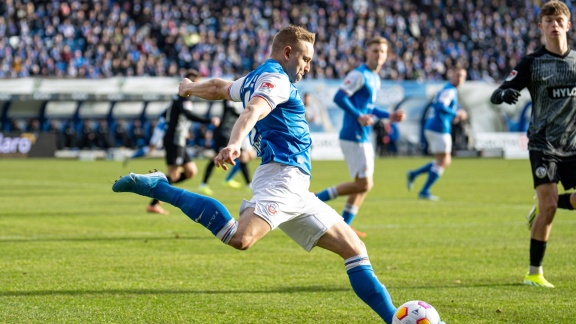 Sportschau Bundesliga - Rostock Gewinnt Dank Handelfmeter Gegen Elversberg