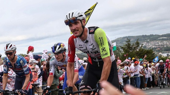 Sportschau Tour De France - Jonas Rutsch Im Porträt - Radprofi Und Polizeikommisar