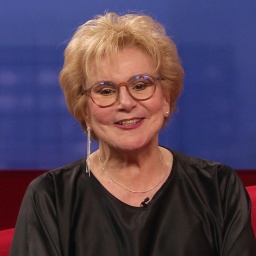 Peggy March zu Gast auf dem Roten Sofa