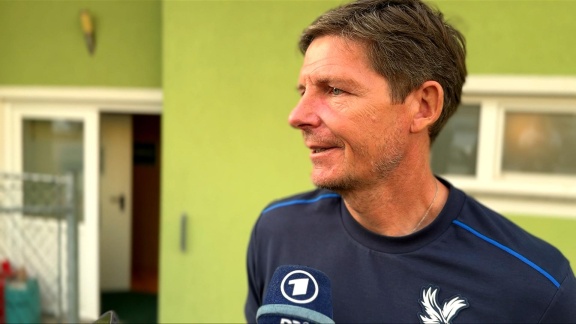 Sportschau - Palace-coach Glasner - 'finde Das Ganze Sehr Grotesk'