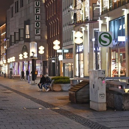 Leere Einkaufsstraße in München
