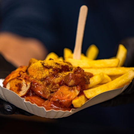 Die Currywurst wird 75