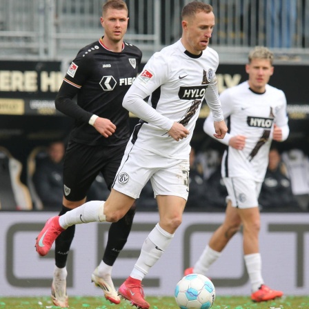 Maurice Neubauer am Ball