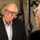 Das Beitragsbild des WDR3 Kulturfeature "Der unbekannte Georg Kreisler" zeigt ein Porträt des 88-jährige Kreisler aus dem Jahr 2011.