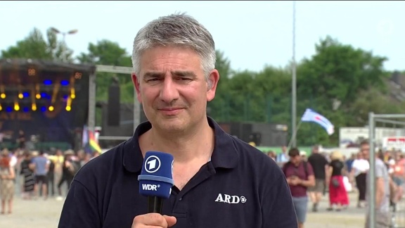 Tagesschau24 - Rupert Wiederwald, Wdr, Zu Meist Friedlichen Protesten Gegen Die Afd In Essen