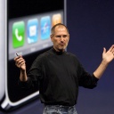 Im Januar 2007 kündigt Apple-Chef Steve Jobs ein neues Gerät an: das iPhone.
