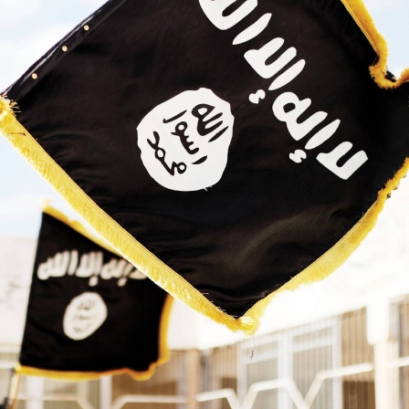 Schwarzes Banner des Islamischen Staats (Symbolbild)