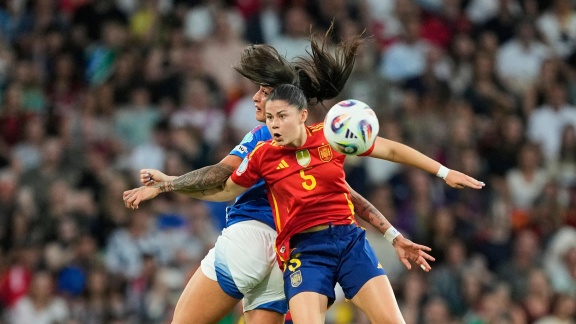Coverbild Deutschland / Giulia Gwinn