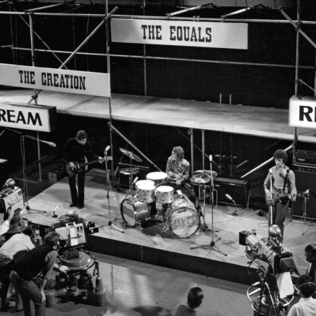  Die britische Rockband "The Cream" mit Eric Clapton in den 60er-Jahren zu Gast in der legendären Radio-Bremen-Sendung Beat-Club.