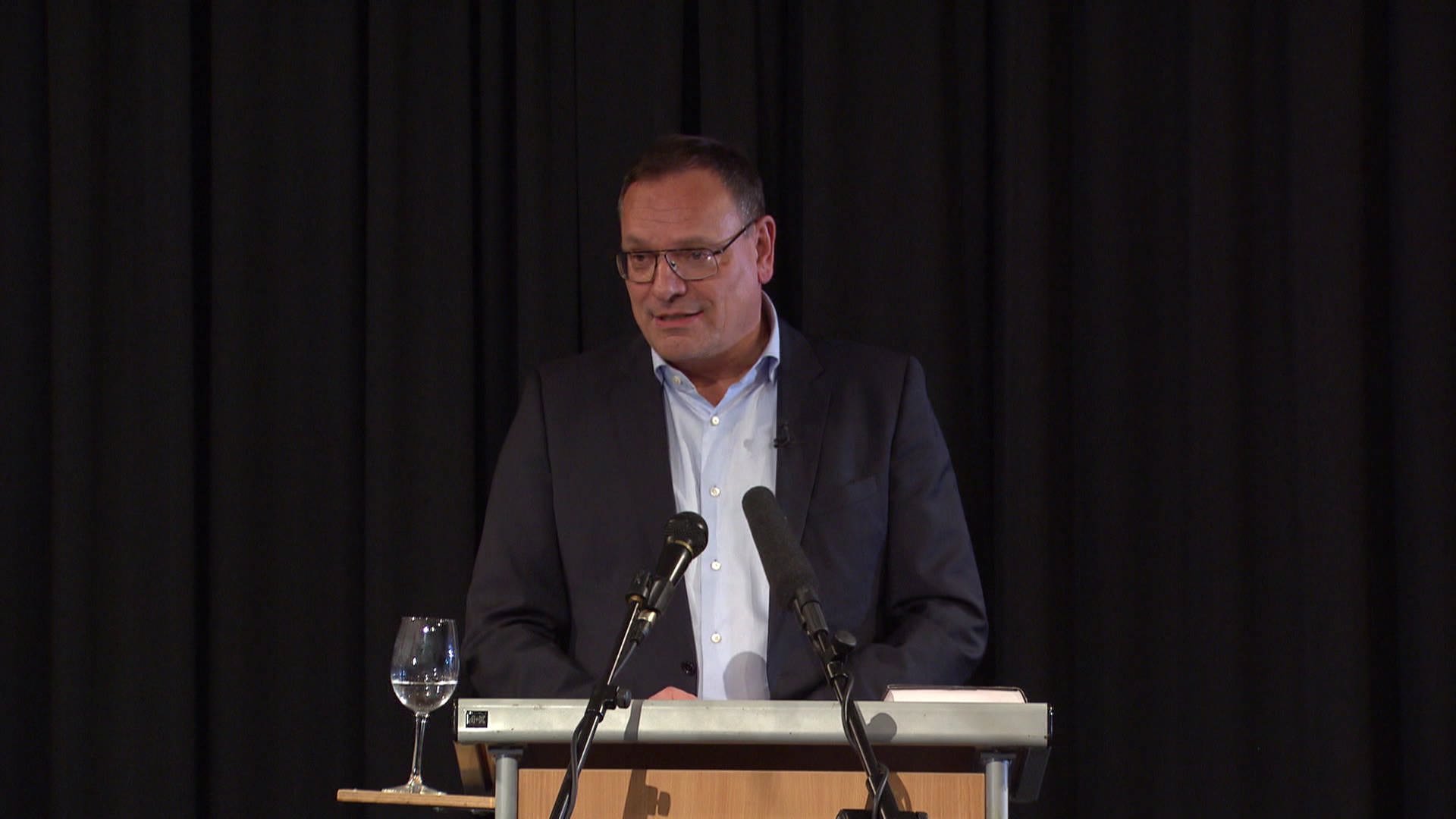 TeleAkademie Wem gehört die Welt? Die Machtverhältnisse im globalen