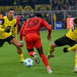 30.11.2024: Spielszene Fussball Borussia Dortmund vs FC Bayern Muenchen (Bild: IMAGO/pepphoto/Horst Mauelshagen)