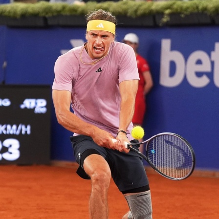 Alexander Zverev in Aktion beim ATP-Turnier in Hamburg