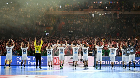 Sportschau Handball-em 2024 - 'gewaltig Und Einzigartig' - Handballer Schwärmen Von Em-auftakt