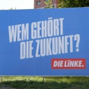 Wahlplakat von 2019 der Partei "Die Linke" mit dem Slogan "Wen gehört die Zukunft" (Bild: picture alliance/dpa/Revierfoto)