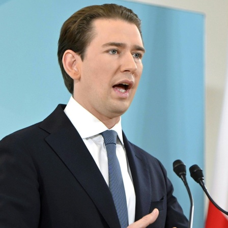 Sebastian Kurz, ÖVP-Fraktionschef und Ex-Kanzler Österreichs, gibt eine persönliche Erklärung in der Politischen Akademie der Volkspartei ab