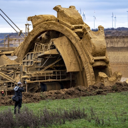 Klimaziel-Bilanz, Industrieabfälle im Permafrost, Exoskelett für die Hand