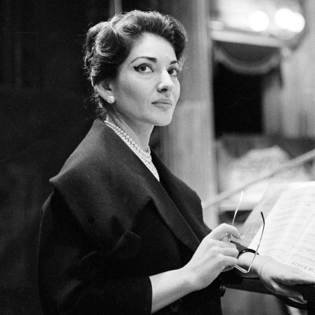 "Callas in 5 Stories" – 4) Der Papst und der Nudelstreit