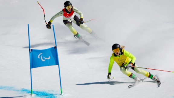 Sportschau - Para Ski Alpin: Sehbeeinträchtigt Und Stehend (frauen) - Die Abfahrten In Voller Länge
