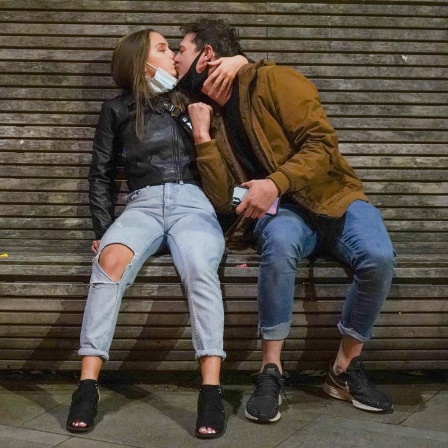 Neues Lieben - Liebesgeschichten im Zeitalter von Tinder
