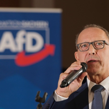 Falsche Propheten: Wie funktioniert die Agitation der AfD? Gespräch mit Dr. Ulf Bohmann