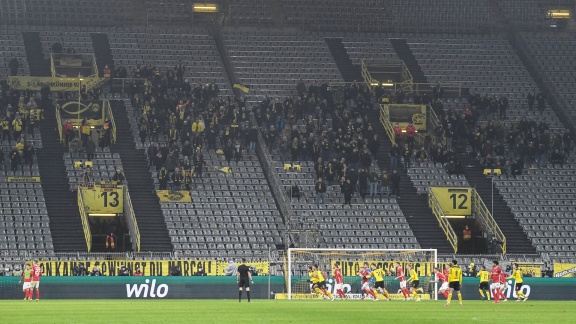 Mittagsmagazin - Unterschiedliche Regelungen Der Fans Im Stadion