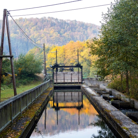 Wehranlage, Kraftwerk Rosenburg im Kamptal, Österreich