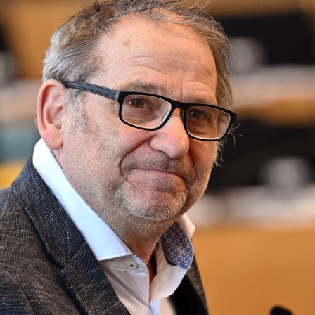Das Interview · Stengele Beim Hochwasserschutz mit Landwirten
